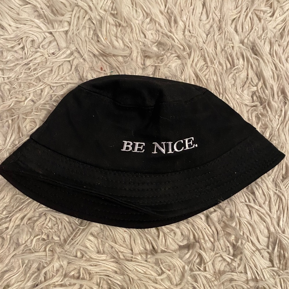 Bucket Hat